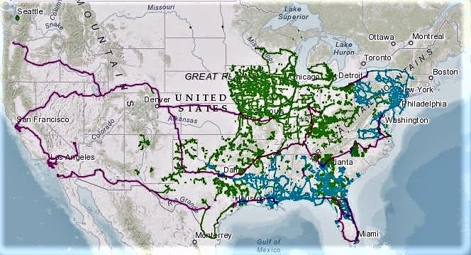 Map of the United States showing network coverage routes and clusters across the country